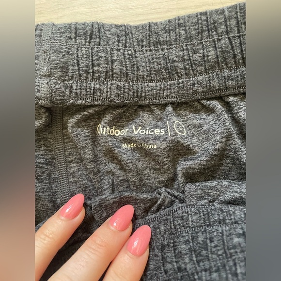 Outdoor voices pants heather grey cloud knit jogger like lightweight sweatpants - Picture 3 of 4